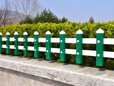 塑料草坪护栏