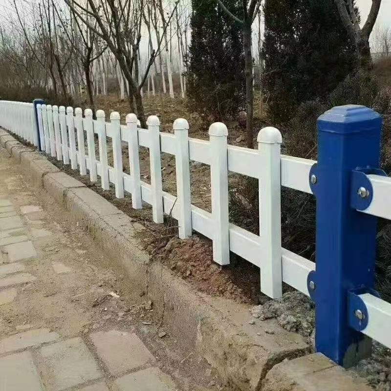 锌钢草坪护栏